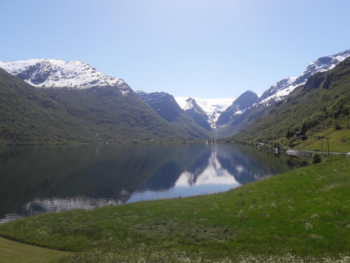 Naustvoll Villa Olden Bagian luar foto