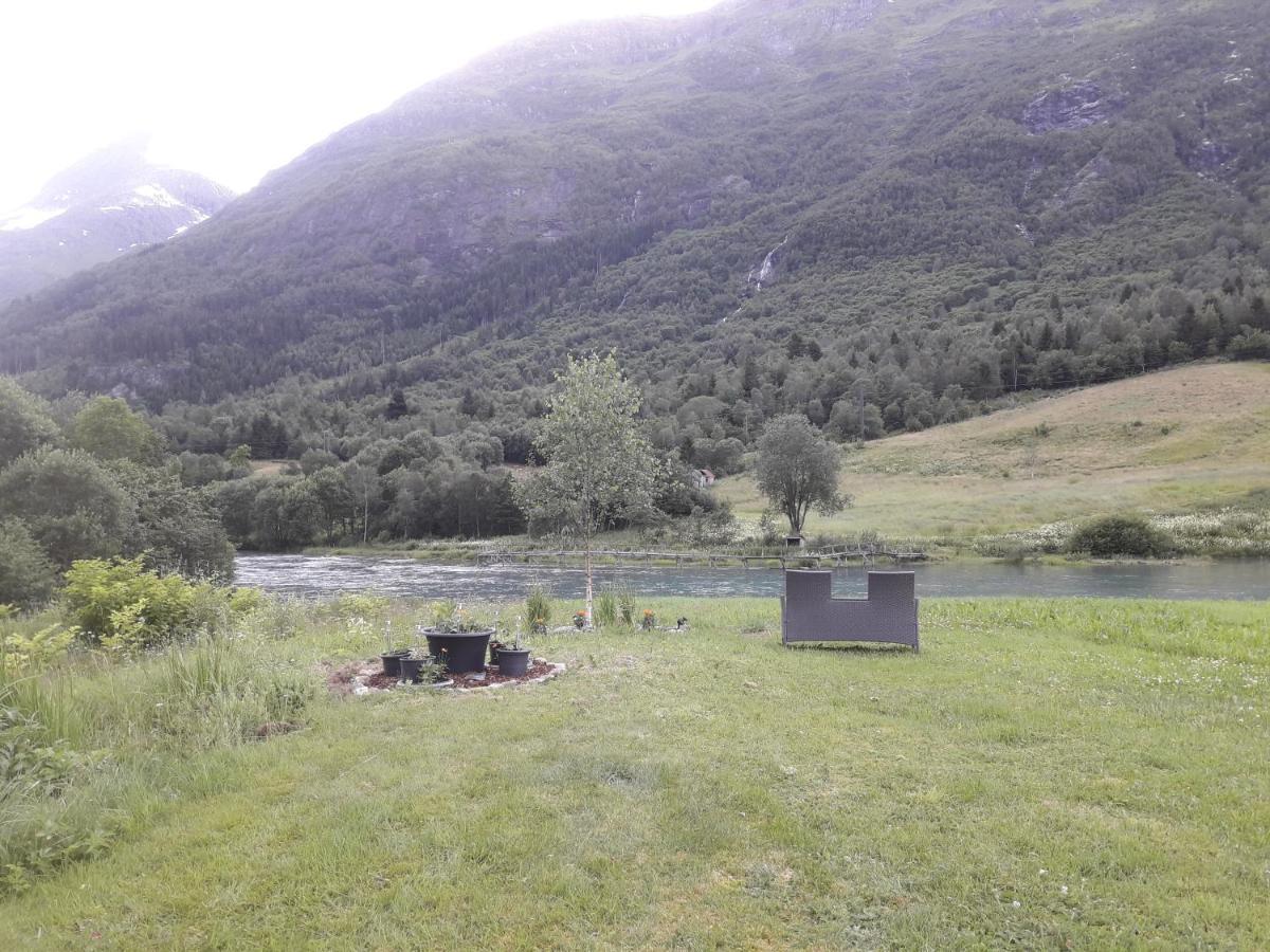 Naustvoll Villa Olden Bagian luar foto
