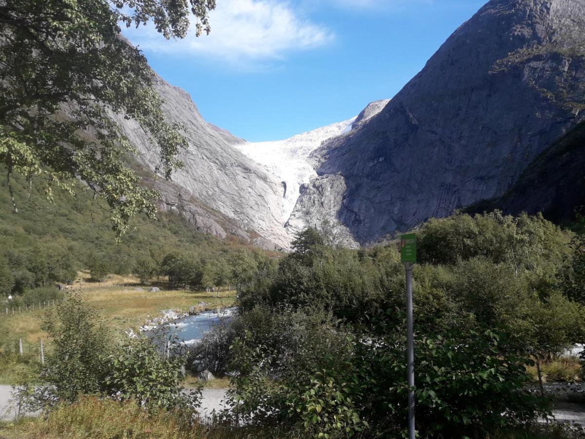 Naustvoll Villa Olden Bagian luar foto