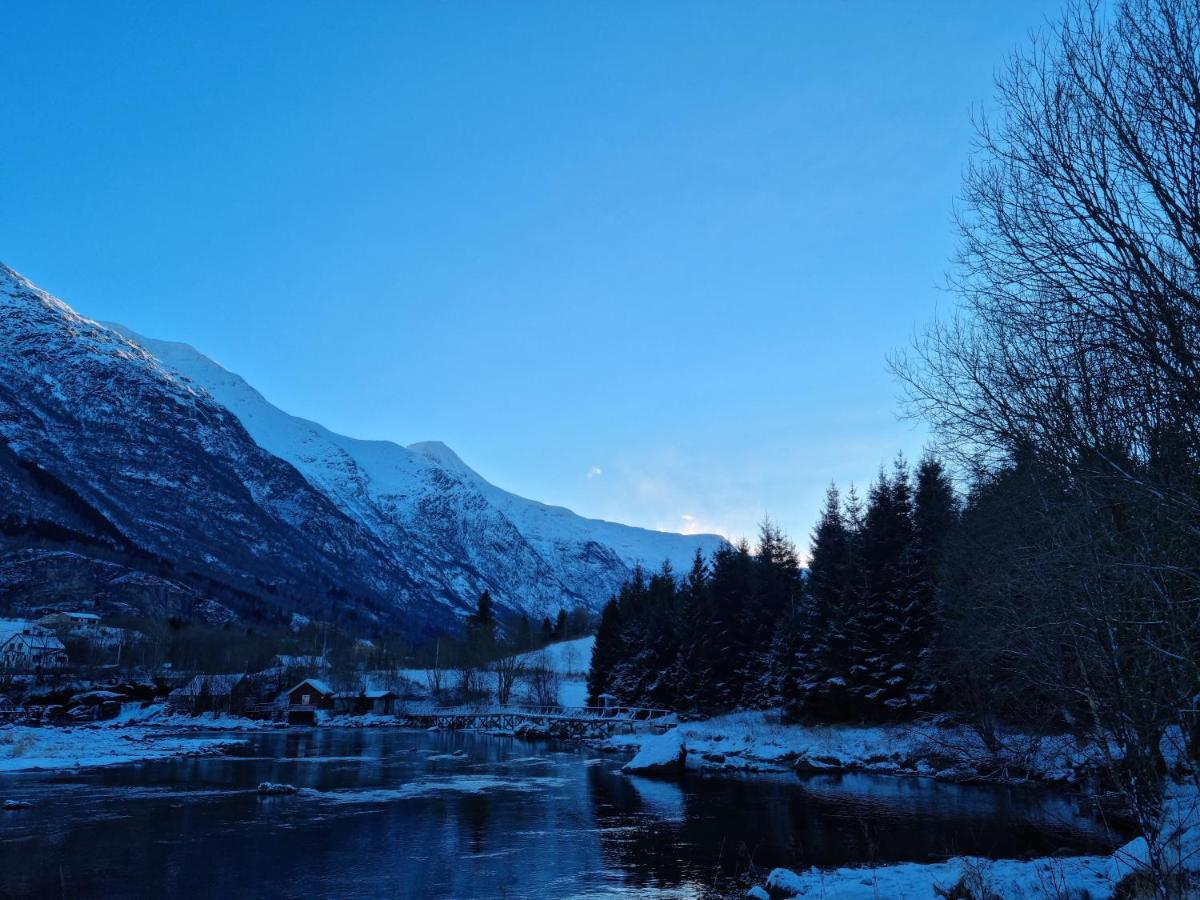 Naustvoll Villa Olden Bagian luar foto