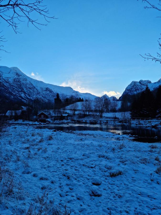 Naustvoll Villa Olden Bagian luar foto