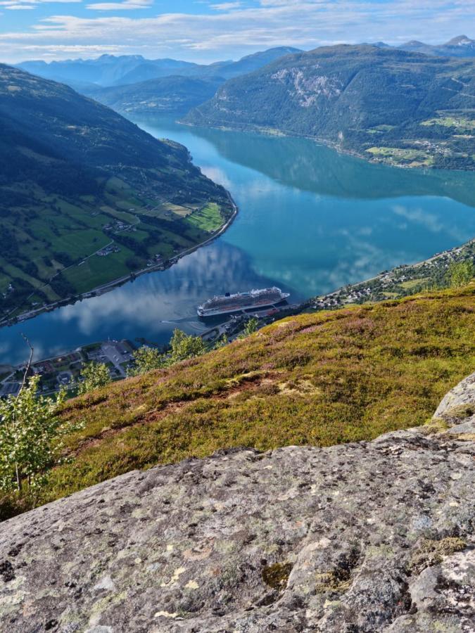 Naustvoll Villa Olden Bagian luar foto