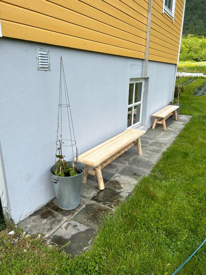 Naustvoll Villa Olden Bagian luar foto