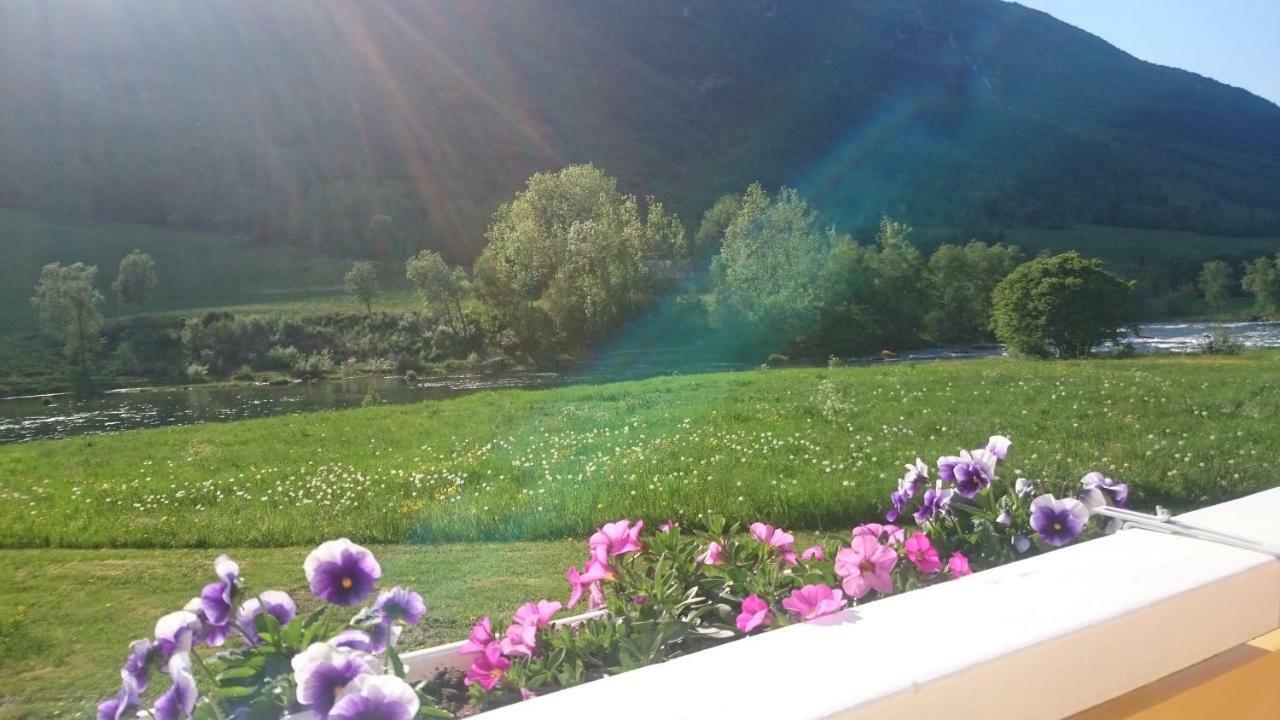 Naustvoll Villa Olden Bagian luar foto