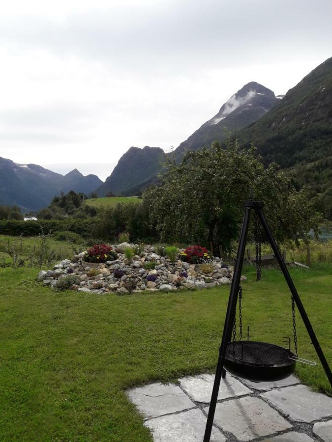 Naustvoll Villa Olden Bagian luar foto